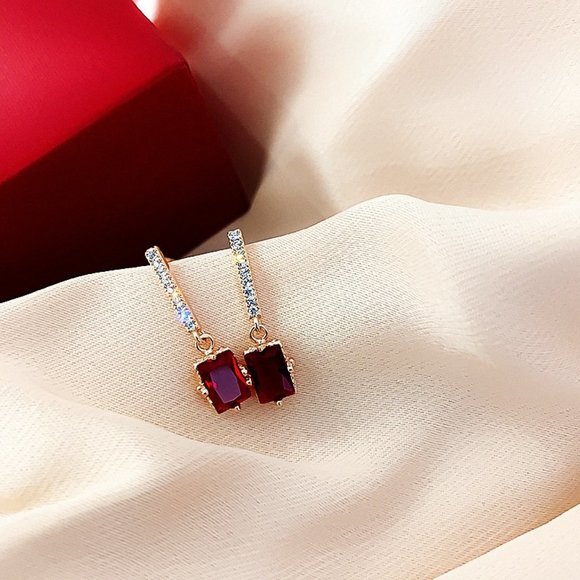 💎NWT Ruby and Diamond Earrings - Picture 2 of 3